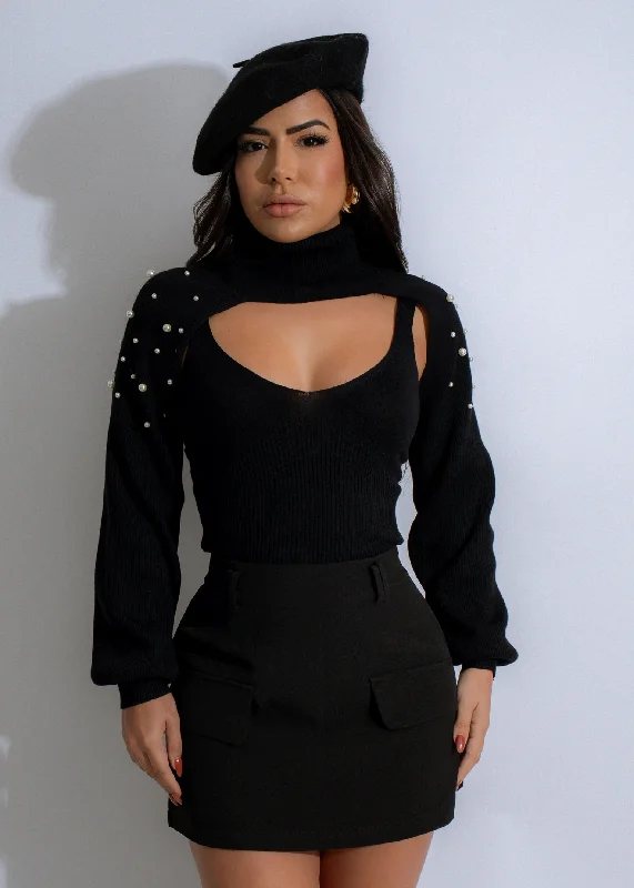 Luxe Pearl Charm Ribbed Pearls Crop Top Black Cashmere