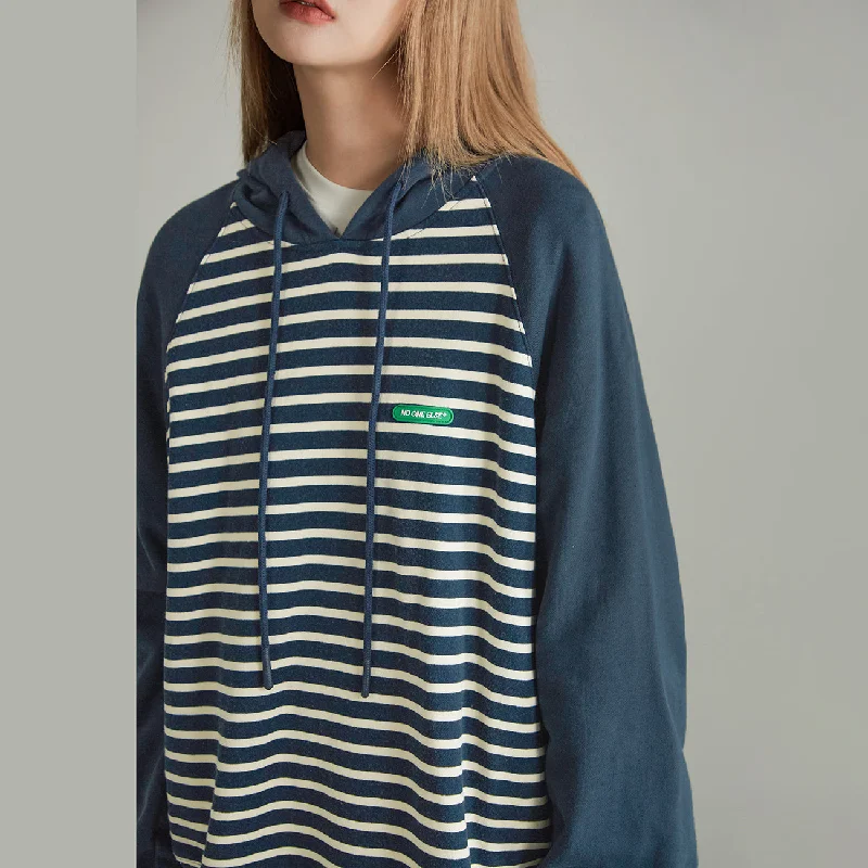 Striped Long Sleeve Sweatshirt Vacation