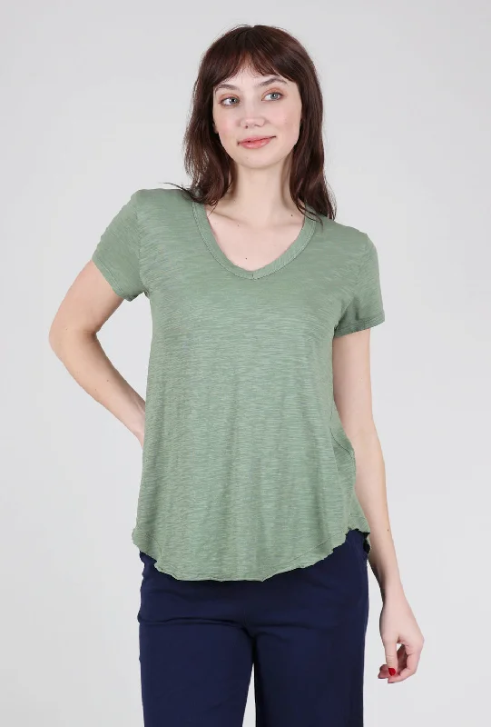 Curve Hem S/S Vee Tee, Mint Moss Sustainable Organic