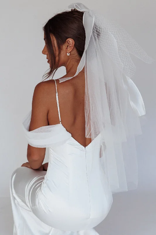 Evelyn Bow & Fishnet Bridal Veil White Feminine Women's Soft 