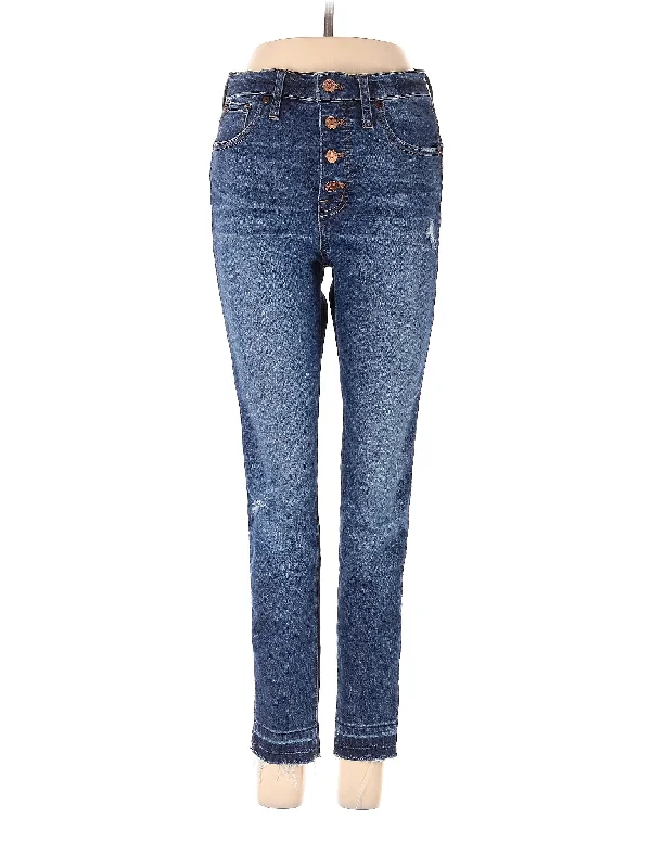 High-Rise Straight-leg Jeans in Medium Wash Contemporary 
