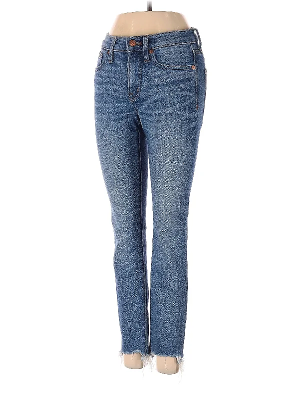 Mid-Rise Skinny Jeans in Medium Wash Relaxed Women's 