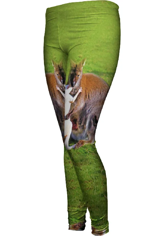Kissing Kangaroo Youthful Women's Pop