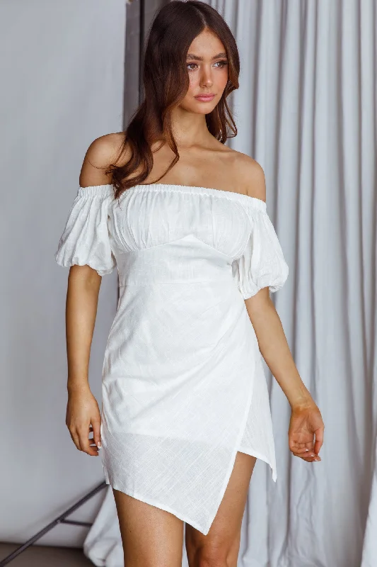 Dayanara Off-Shoulder Puff Sleeve Dress White Rugged Women's Outdoor 