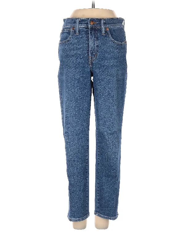 High-Rise Straight-leg Jeans in Medium Wash Youthful Women's Pop