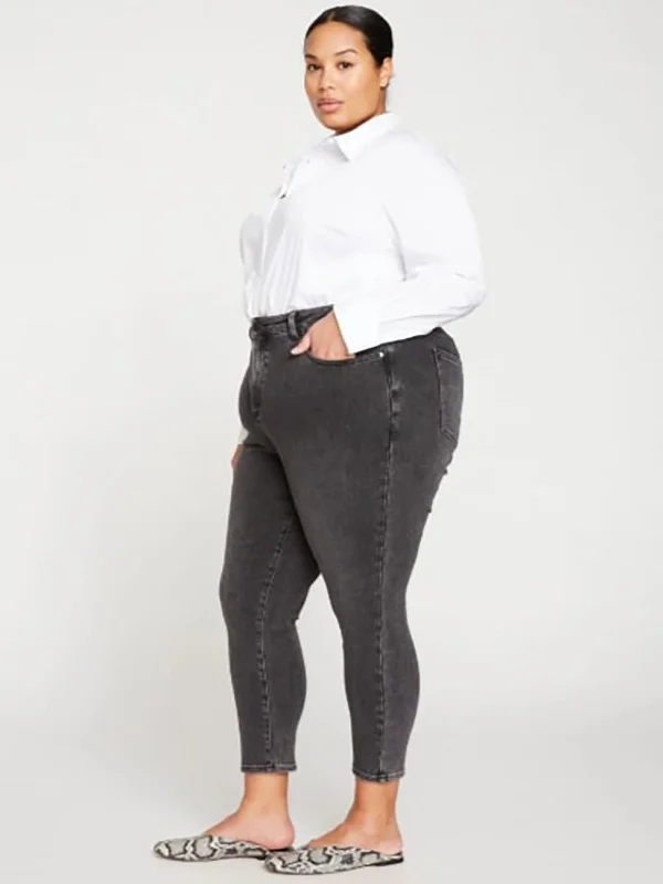 Universal Standard Size 26 Soft Black Fade Out Jeans NWT Bold Women's Animal Print