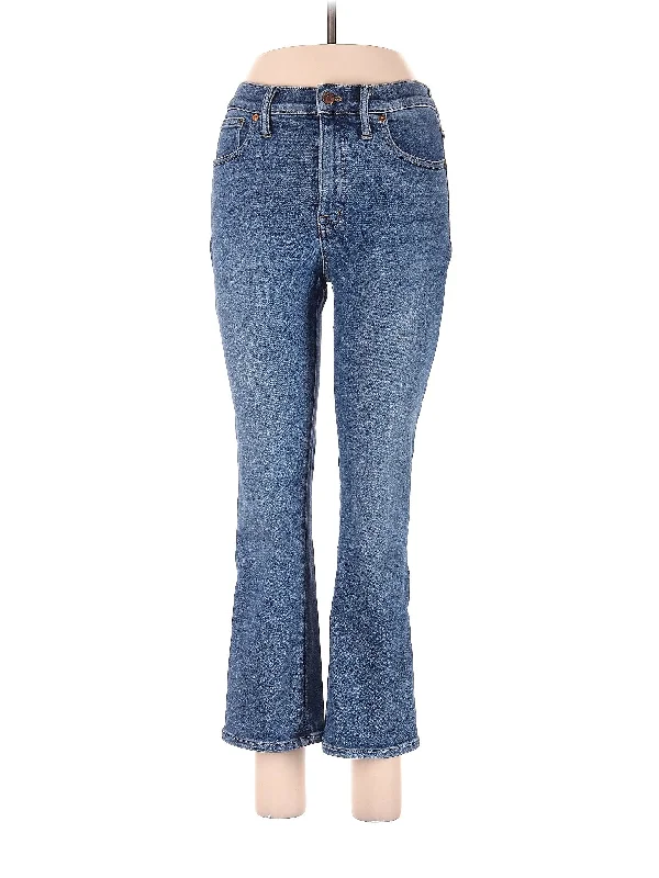High-Rise Bootleg Jeans in Medium Wash performance