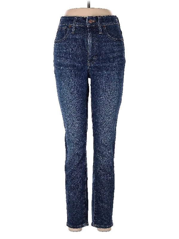 High-Rise Straight-leg Jeans in Medium Wash Business