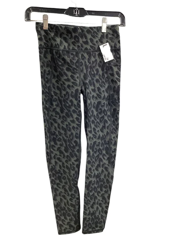 Athletic Leggings By Sweaty Betty In Camouflage Print, Size: Xs Edgy Women's Punk