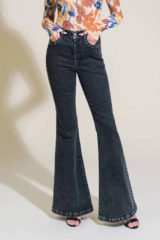 EFFORTLESS ENSEMBLE DENIM PANTS Bold Women's Animal Print