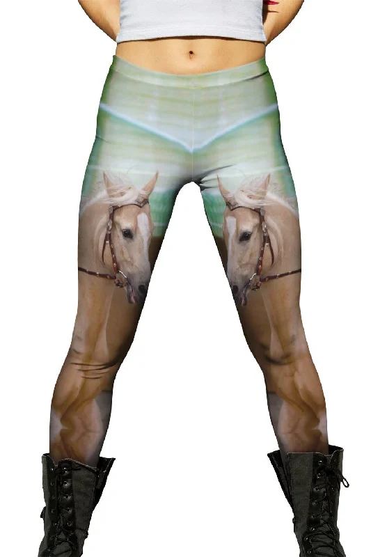 Victorious Horse Bold Women's Statement