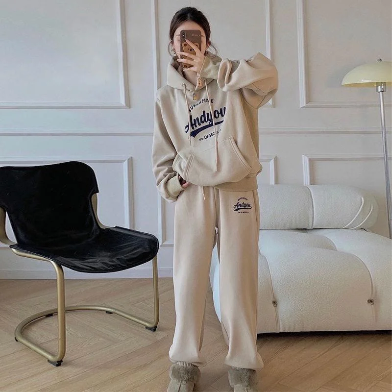 Garner Winter Tracksuit Stylish Women's Neon