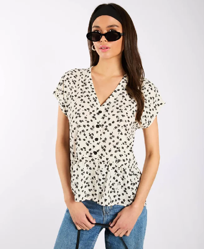 Ivory Floral Tiered Hem Top Laid - back Women's Vibe
