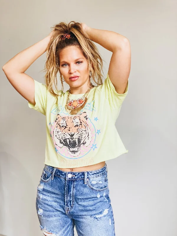 Dreamer Cropped Graphic Tee Scandinavian