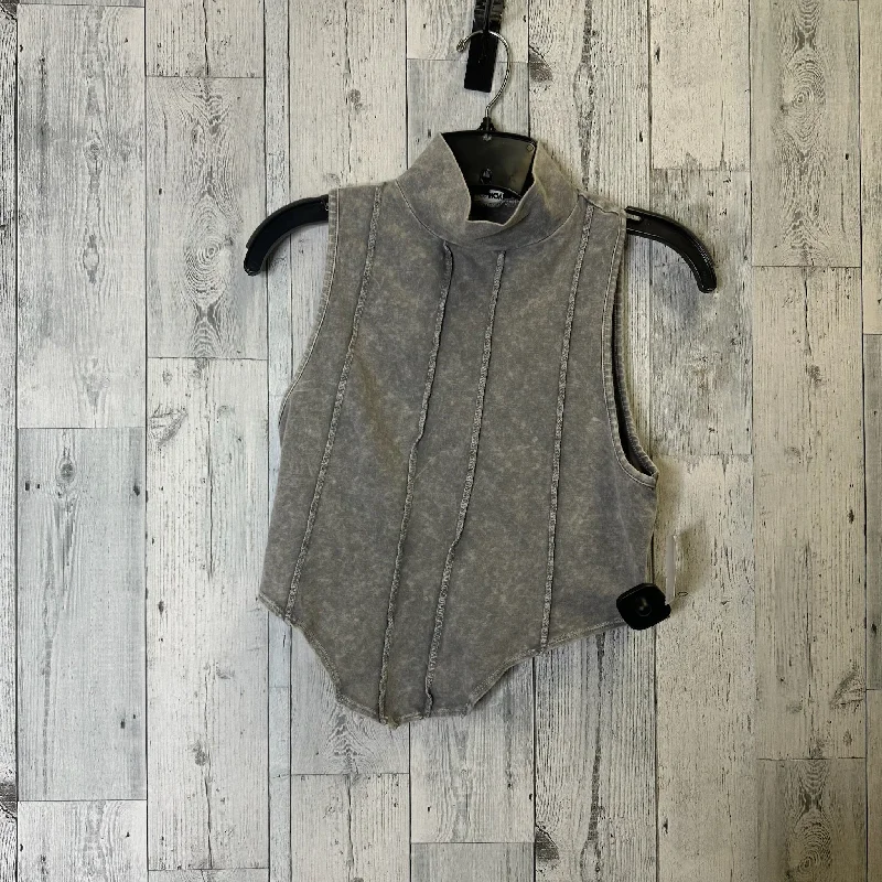 Top Sleeveless Basic By Fashion Nova In Grey, Size: L Feminine Women's Soft 