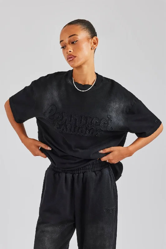 Washed Embroidered Body T-Shirt - Black Geometric